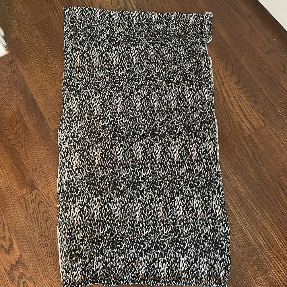 Leopard Print Polyester Knit‎ Infinity Scarf - Picture 4 of 4